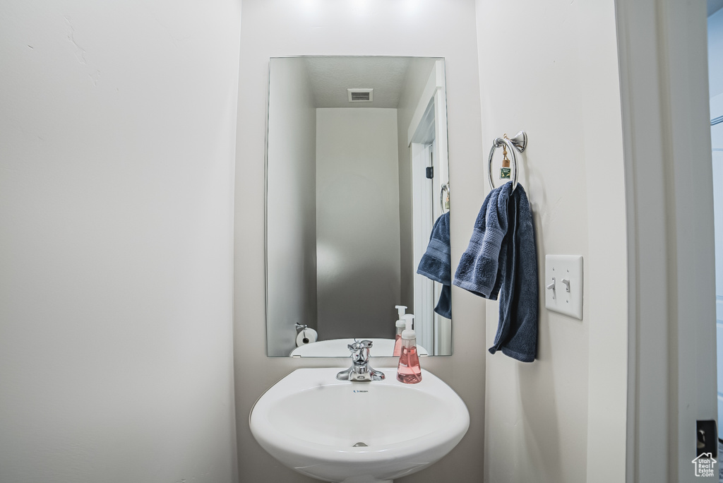 127 E CRANER PEAK DR Eagle Mountain, UT 84005
