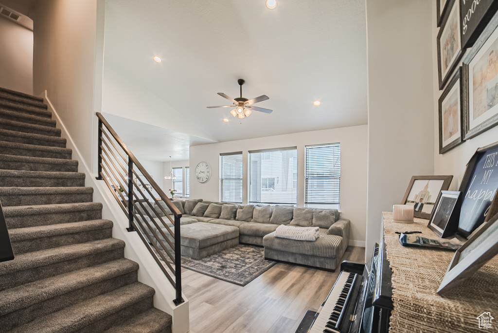 127 E CRANER PEAK DR Eagle Mountain, UT 84005