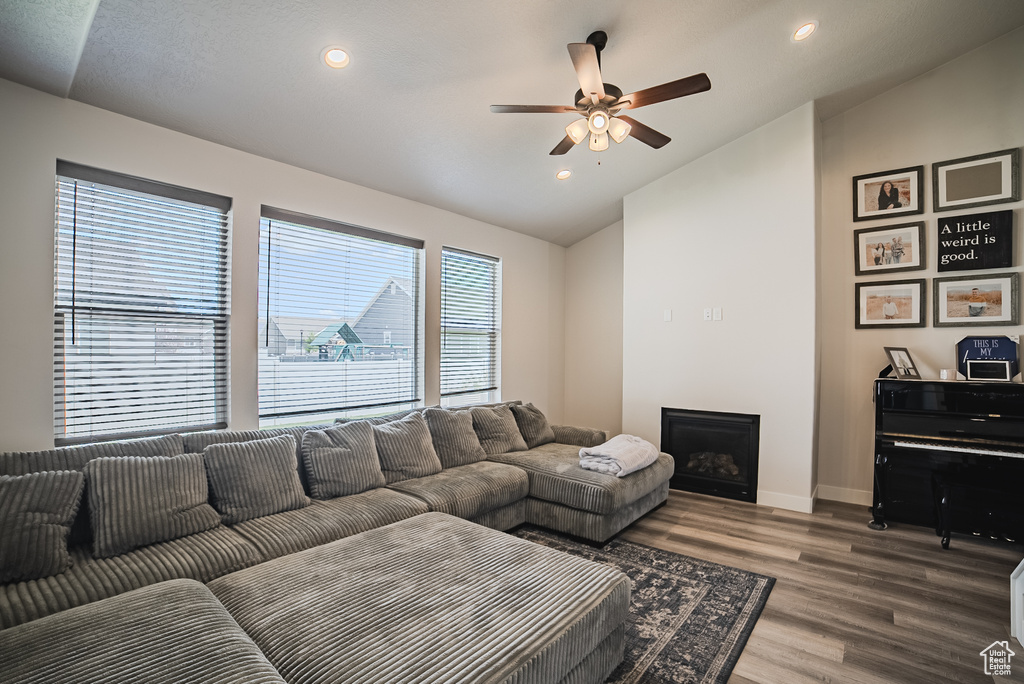 127 E CRANER PEAK DR Eagle Mountain, UT 84005