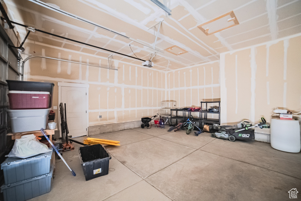 127 E CRANER PEAK DR Eagle Mountain, UT 84005