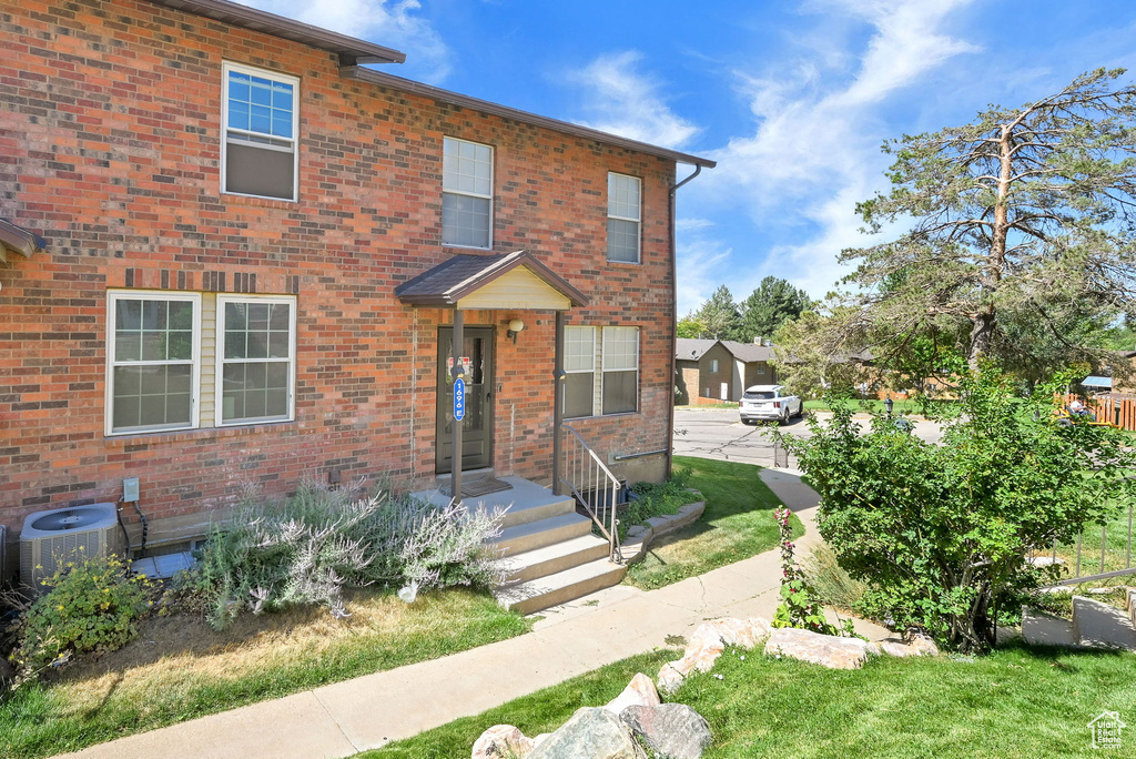 1696 E 1470 S #14A Ogden, UT 84404