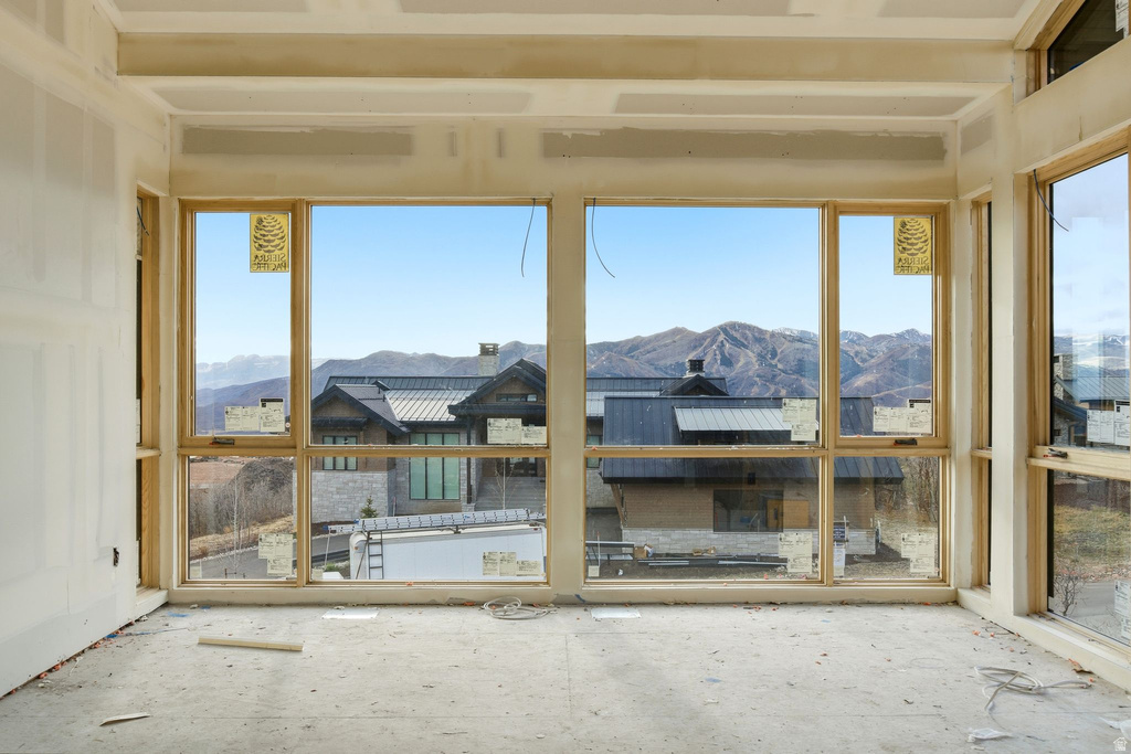 11004 N WRANGLER CIR Hideout, UT 84036