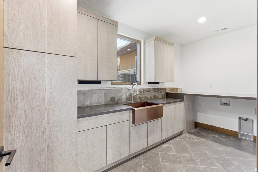 11004 N WRANGLER CIR Hideout, UT 84036