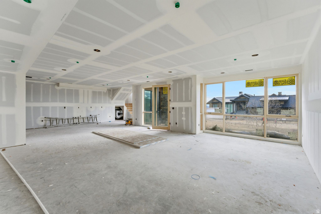 11004 N WRANGLER CIR Hideout, UT 84036