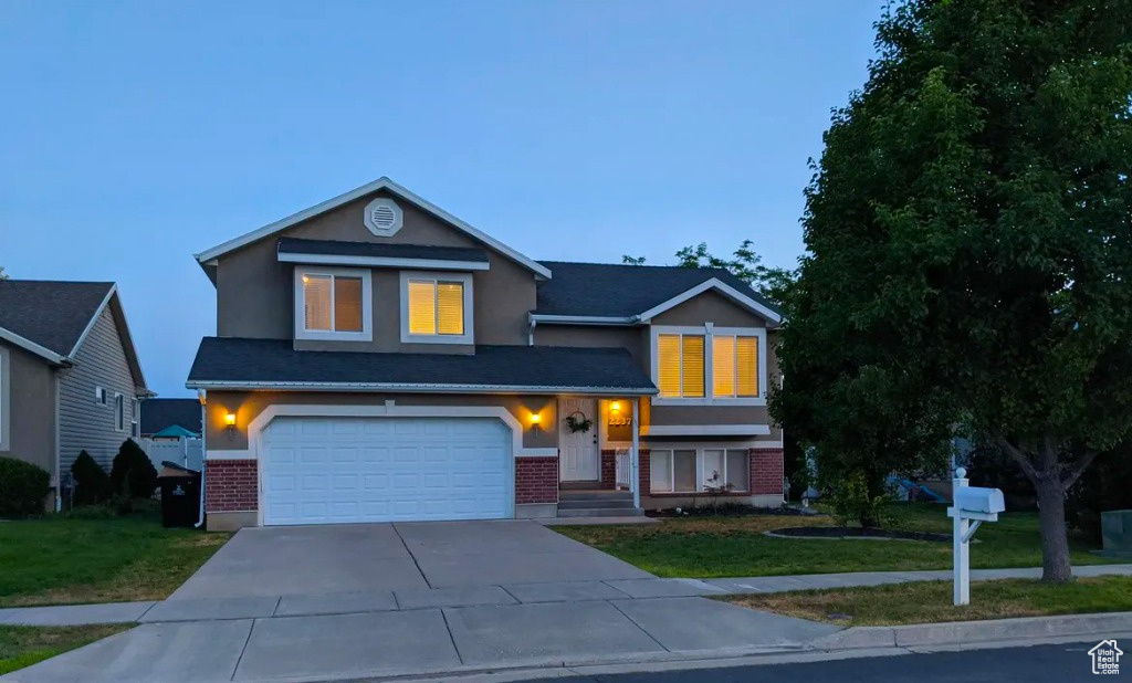 2237 W CRAIG LN Syracuse, UT 84075