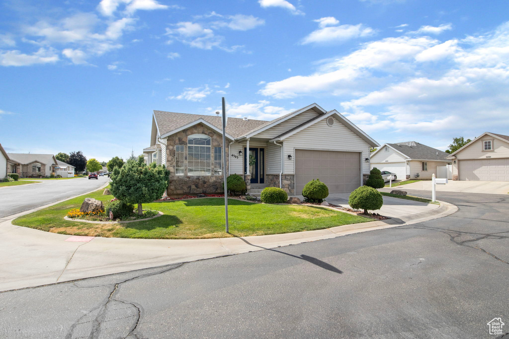 4593 PROMENADE DR Roy, UT 84067