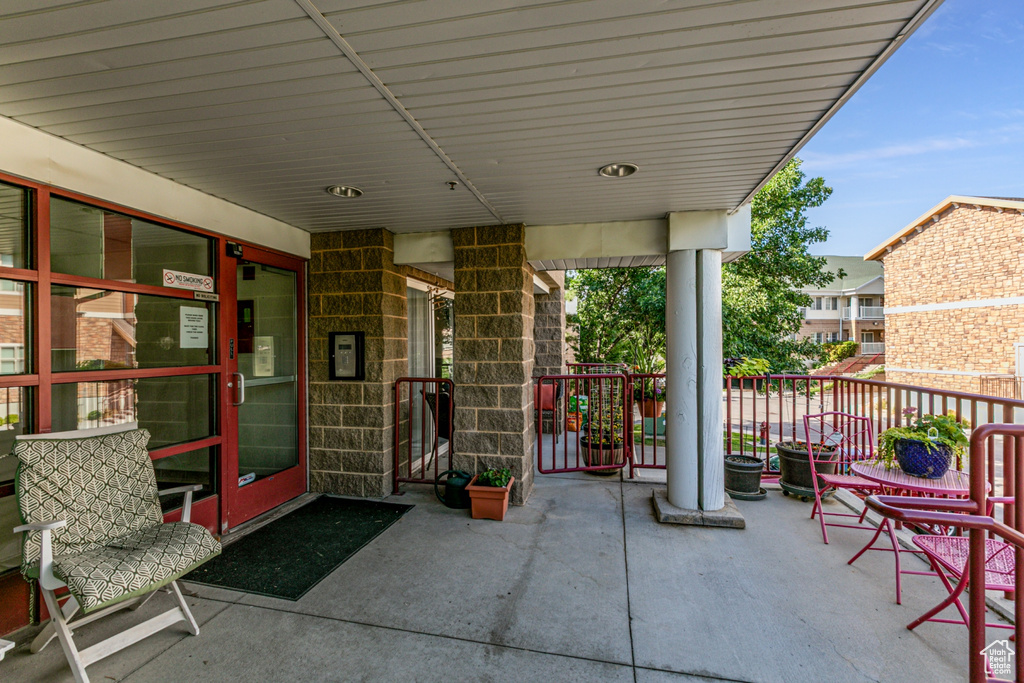 11075 S GRAPE ARBOR PL #206 Sandy, UT 84070