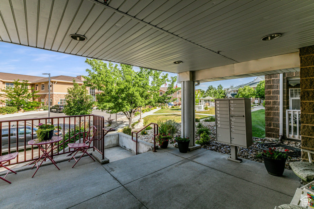 11075 S GRAPE ARBOR PL #206 Sandy, UT 84070