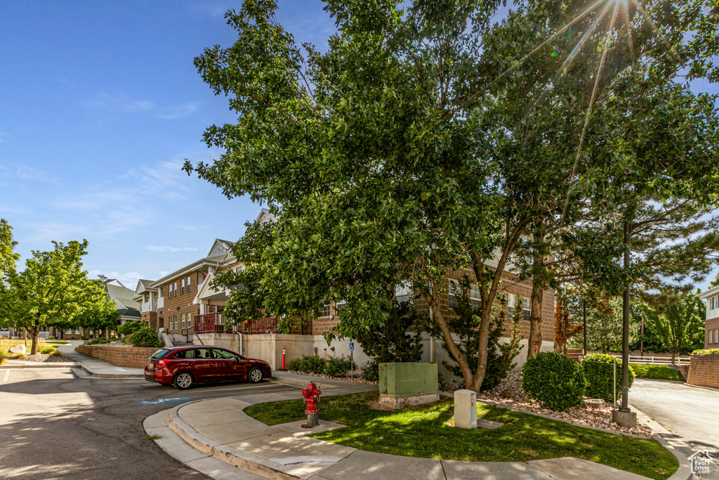 11075 S GRAPE ARBOR PL #206 Sandy, UT 84070