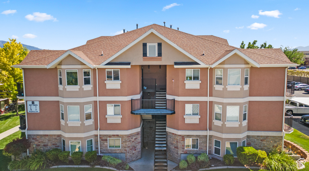 3821 S KINGSBURY LN #B2 West Valley City, UT 84119