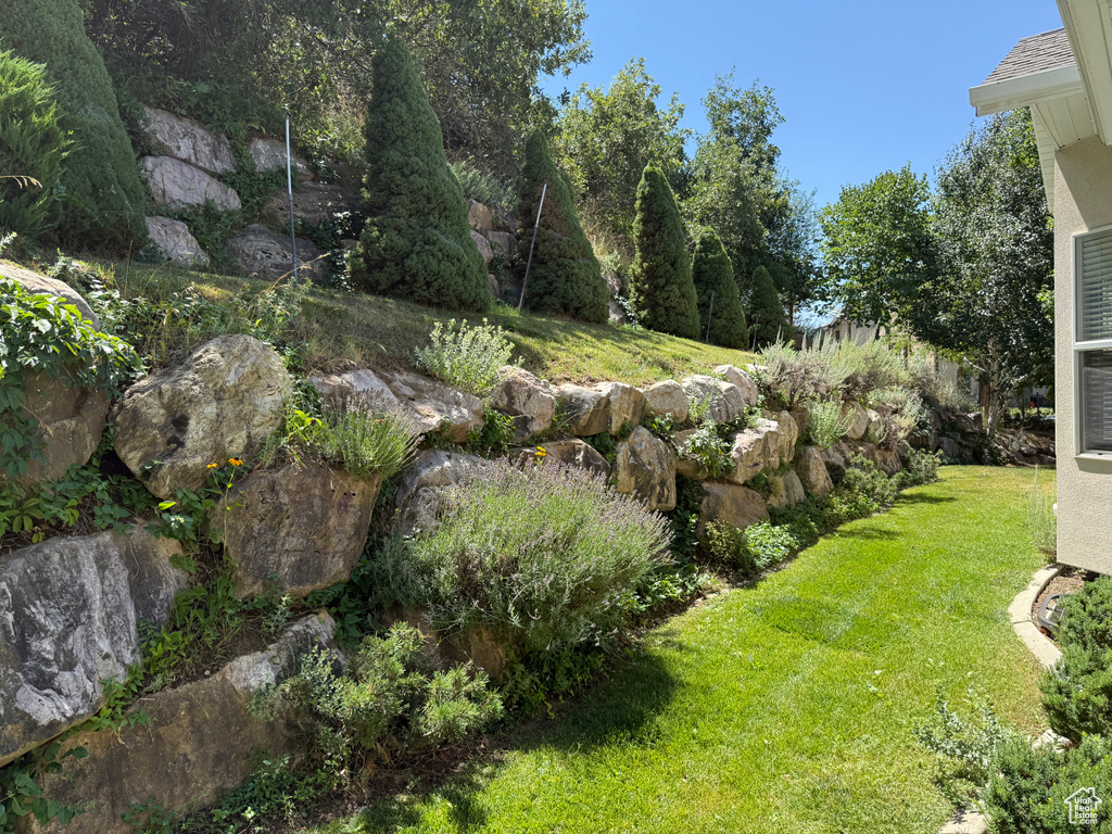 941 S FREMONT RD Bountiful, UT 84010