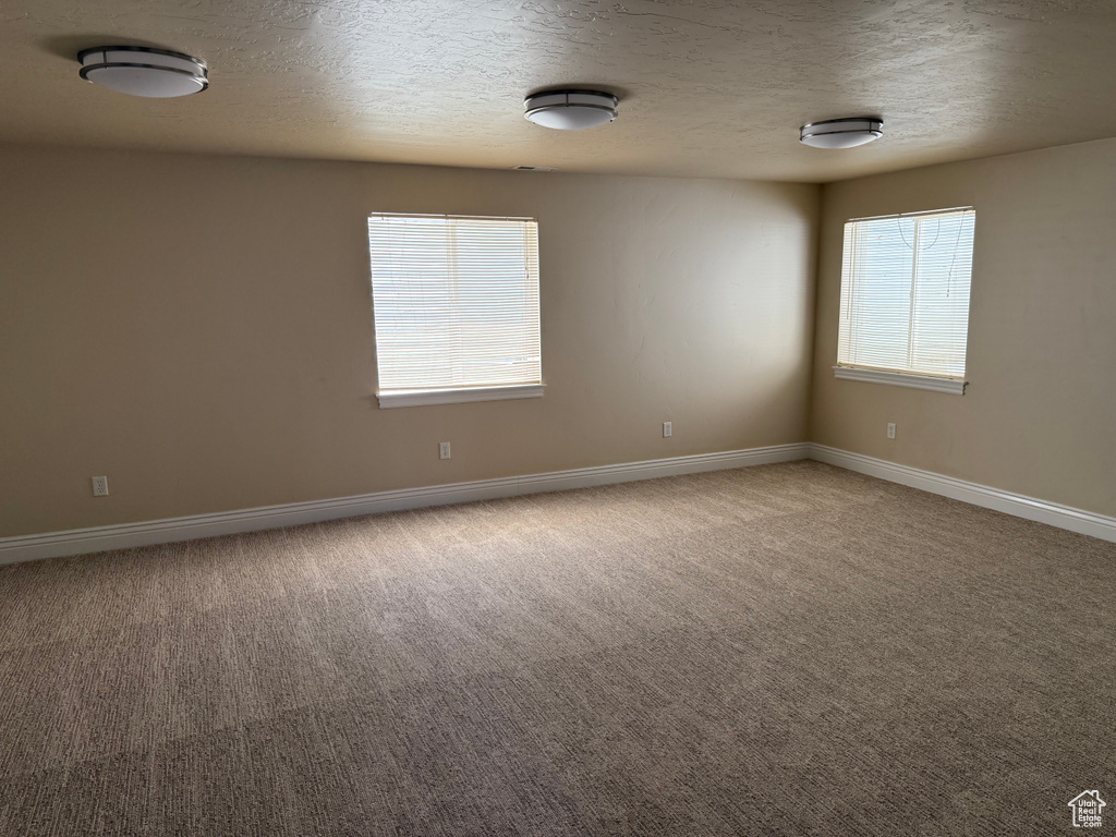 941 S FREMONT RD Bountiful, UT 84010