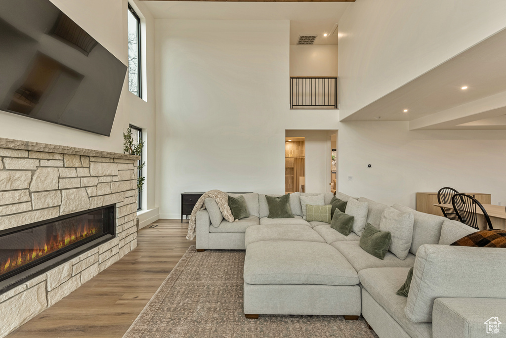 681 N LOCHWOOD DR Garden City, UT 84028