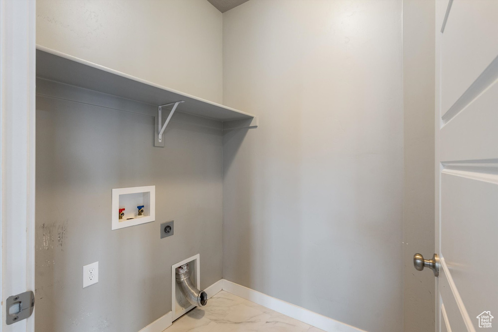 8111 W JOE DR Magna, UT 84044