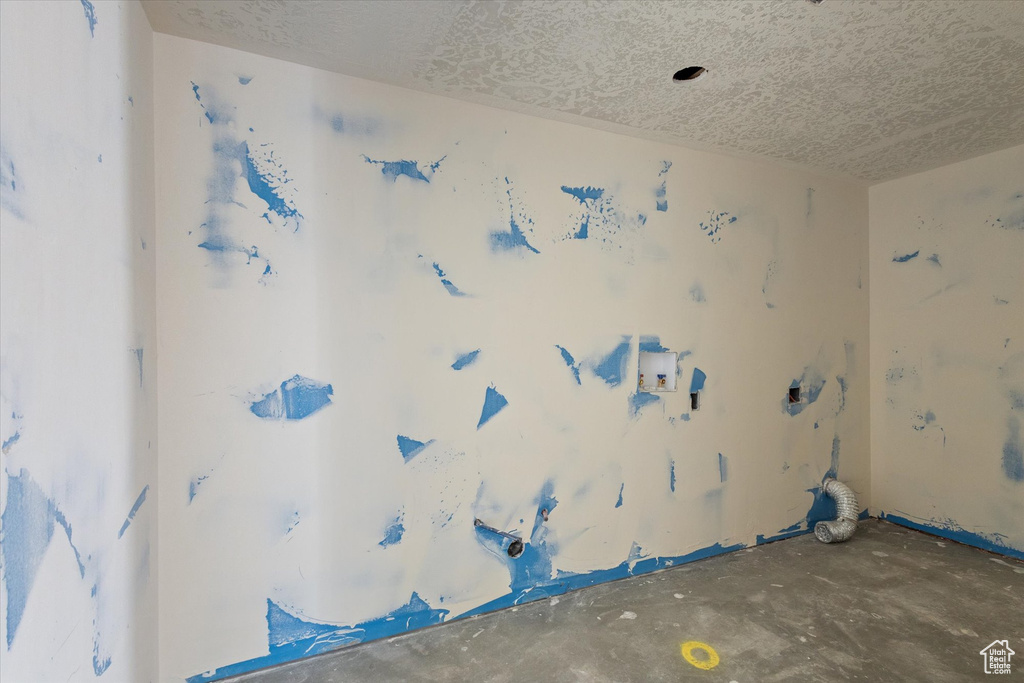 8111 W JOE DR Magna, UT 84044