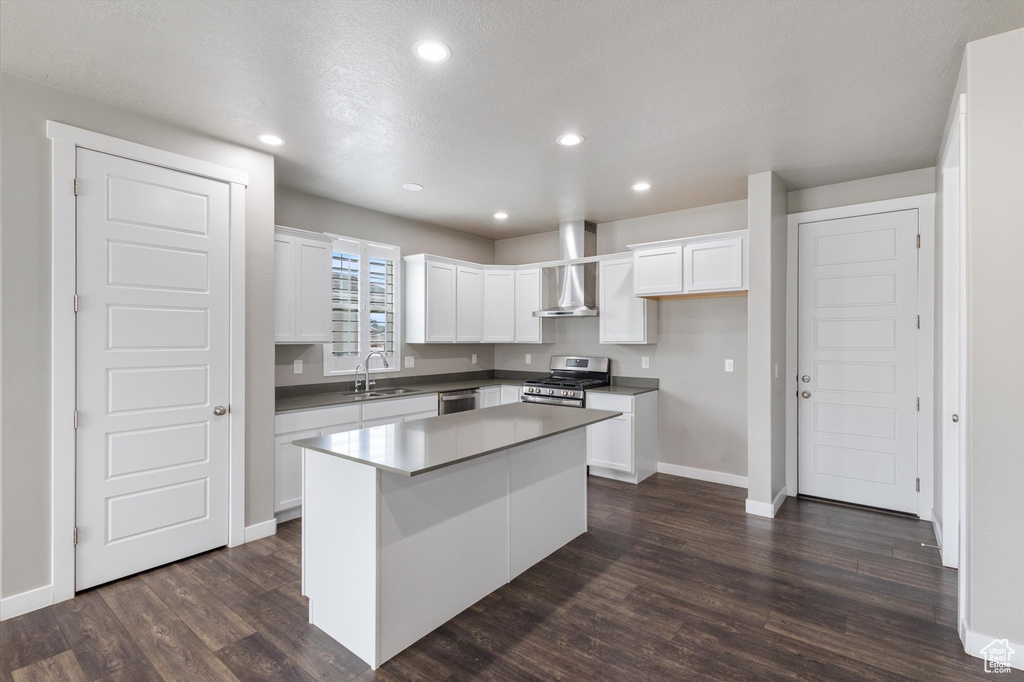 8111 W JOE DR Magna, UT 84044