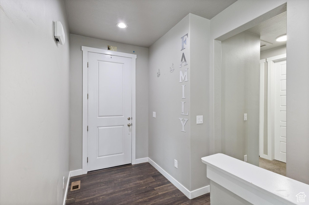 8111 W JOE DR Magna, UT 84044