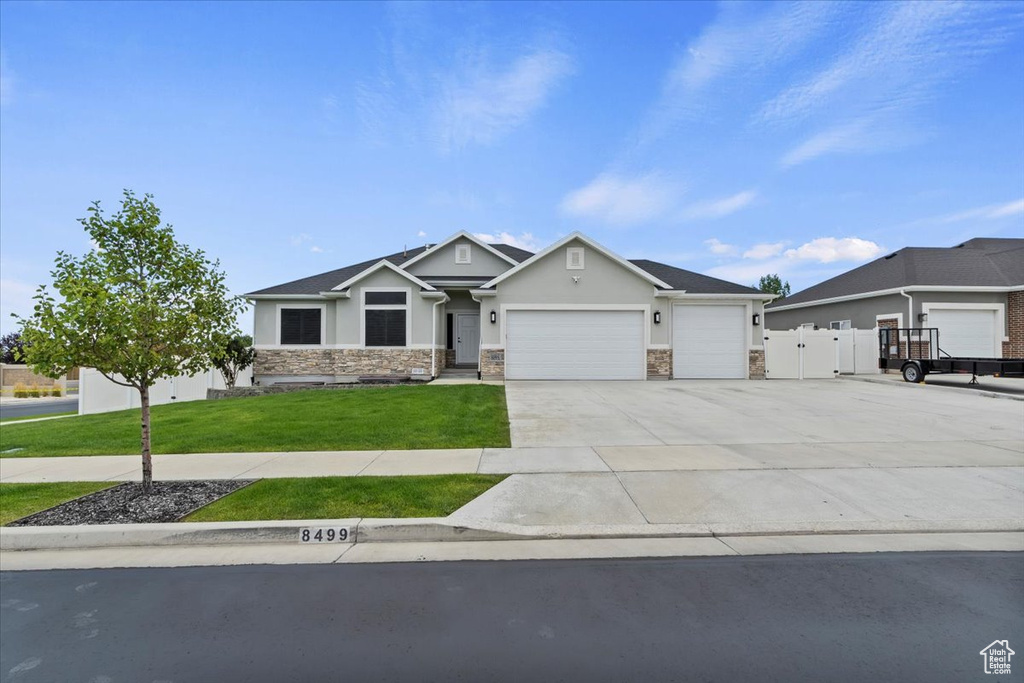 8499 S BOULDER CREEK RD West Jordan, UT 84081