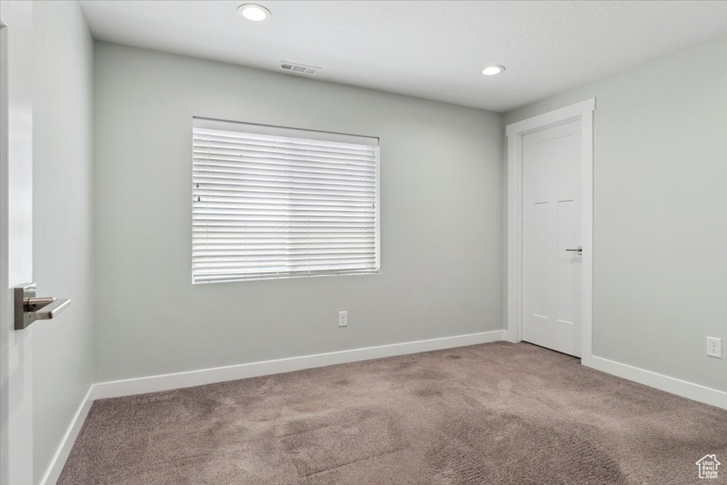 8499 S BOULDER CREEK RD West Jordan, UT 84081