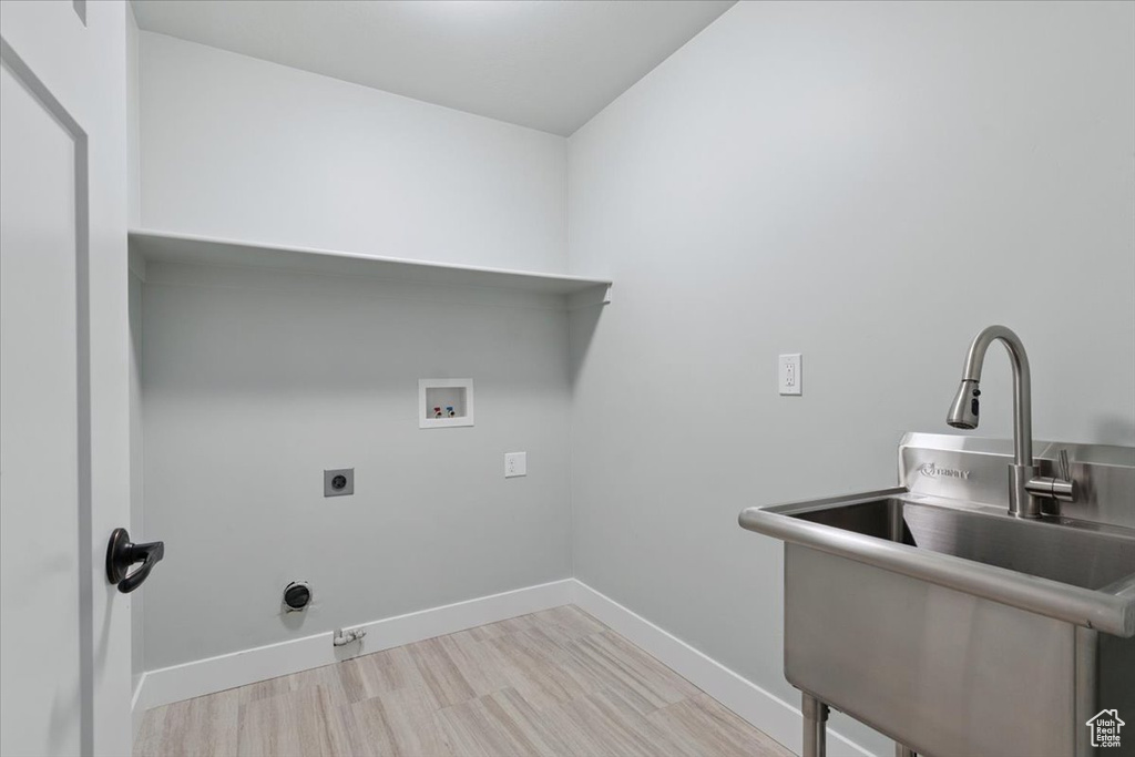 8499 S BOULDER CREEK RD West Jordan, UT 84081