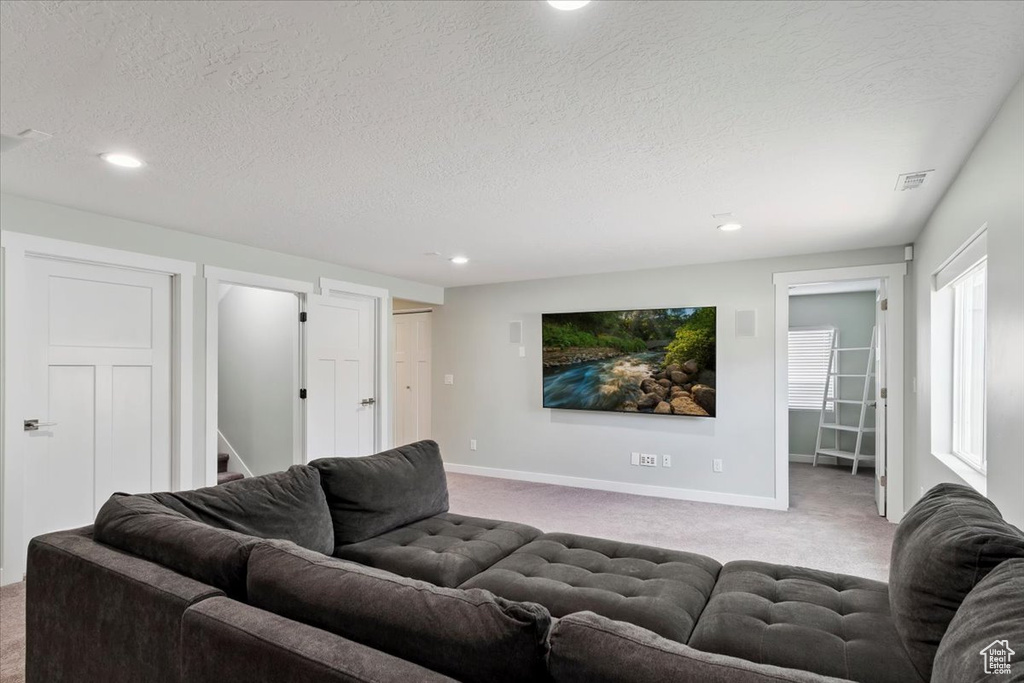 8499 S BOULDER CREEK RD West Jordan, UT 84081