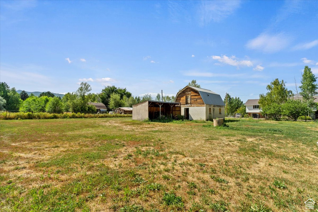 185 N 6800 E Huntsville, UT 84317