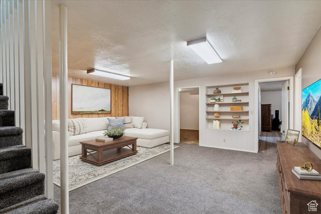 185 N 6800 E Huntsville, UT 84317