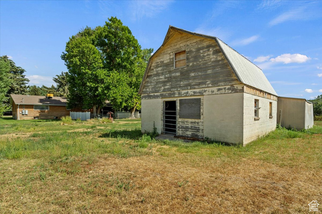 185 N 6800 E Huntsville, UT 84317
