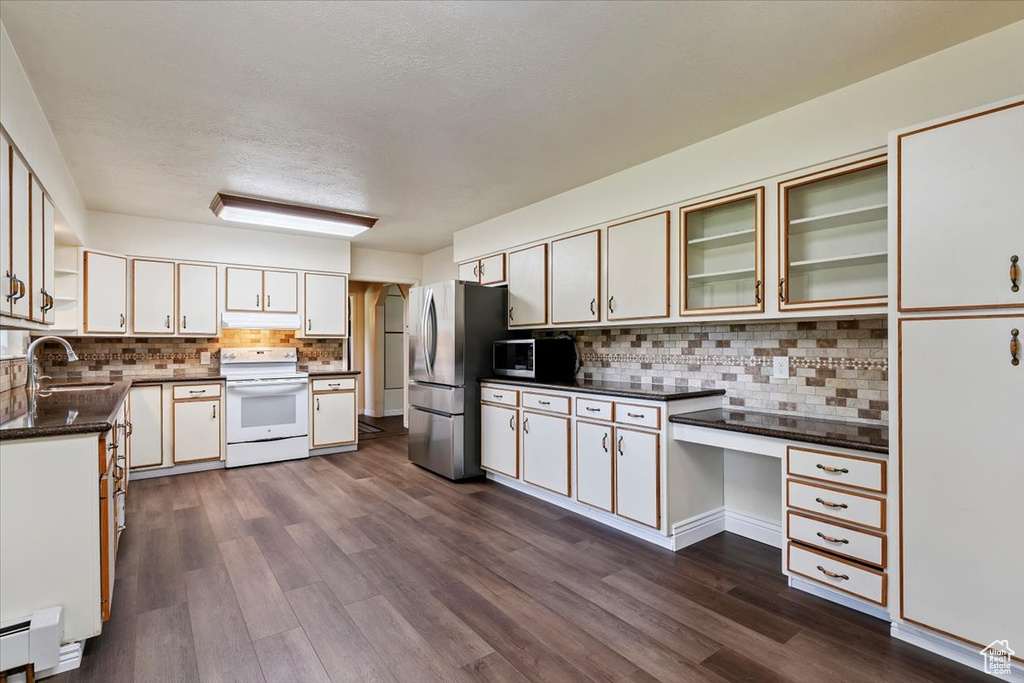 185 N 6800 E Huntsville, UT 84317