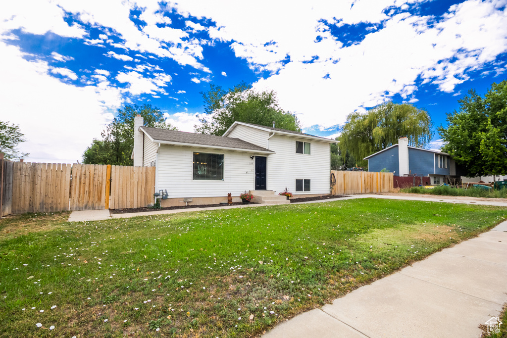 225 W 600 N Vernal, UT 84078