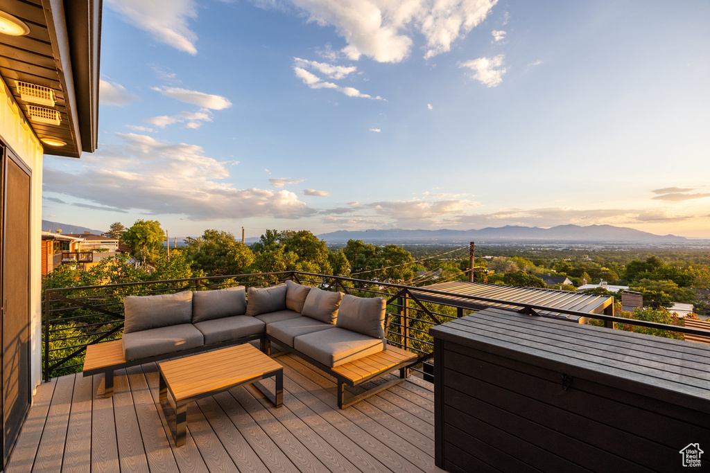 Photo 4 for MLS #2100587 at 1802 S Wasatch Dr