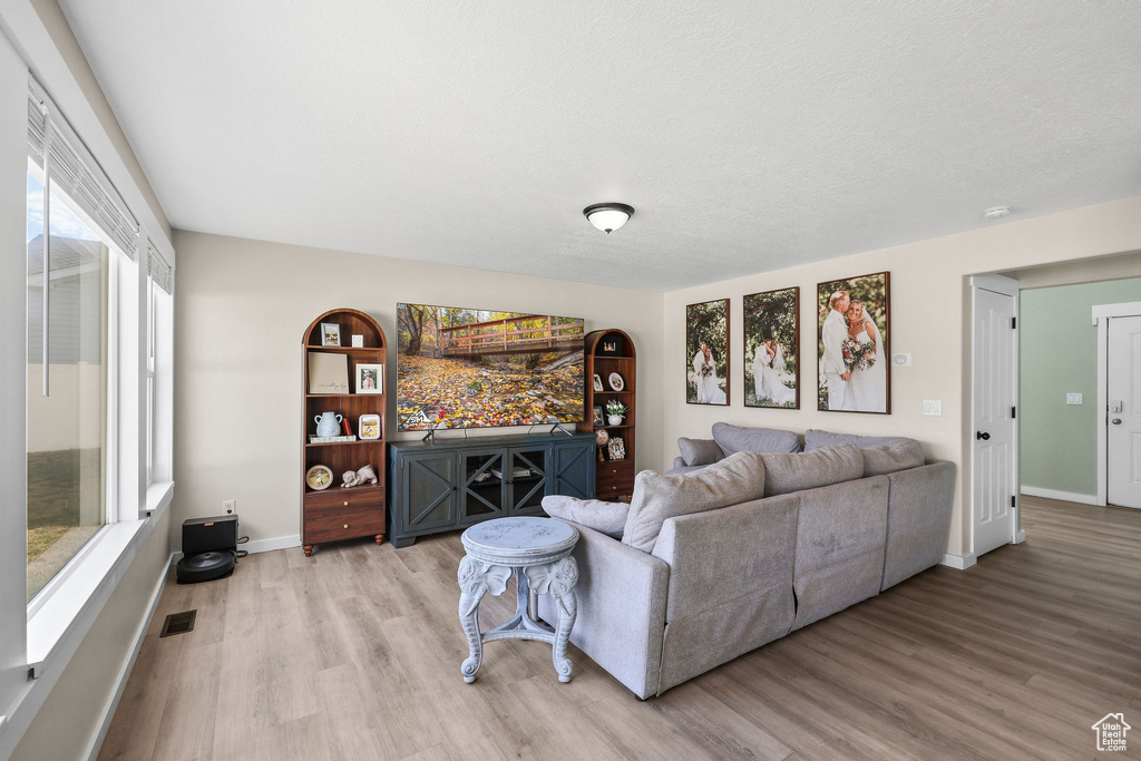 141 E 2200 S Clearfield, UT 84015