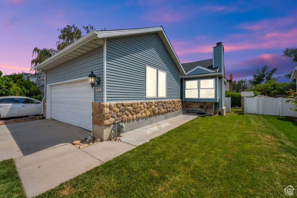 430 E ACOMA RD Midvale, UT 84047