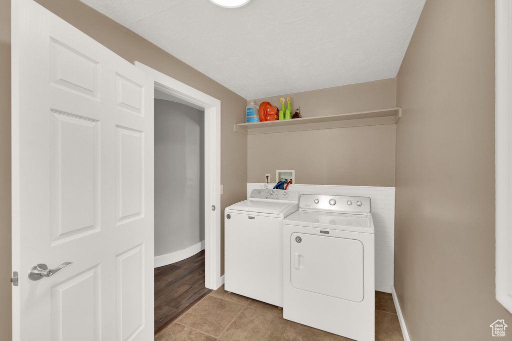 430 E ACOMA RD Midvale, UT 84047