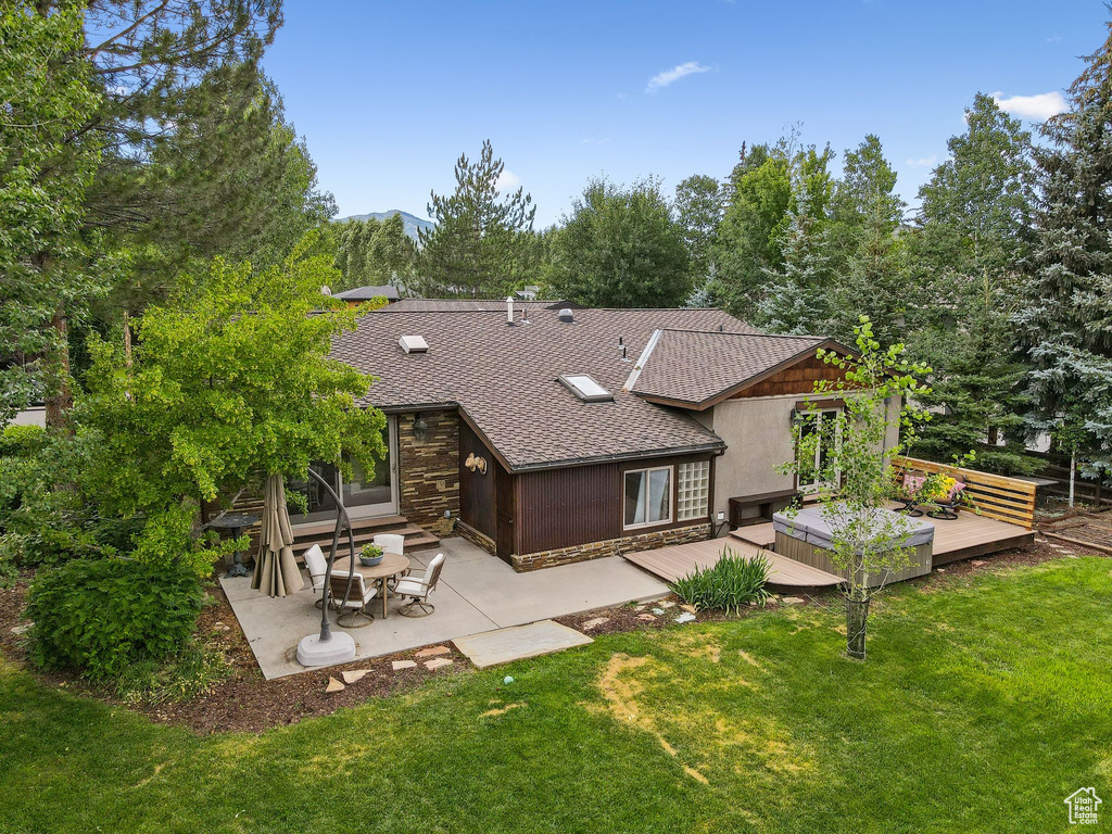 Photo 13 for MLS #2100620 at 2350 Lucky John Dr