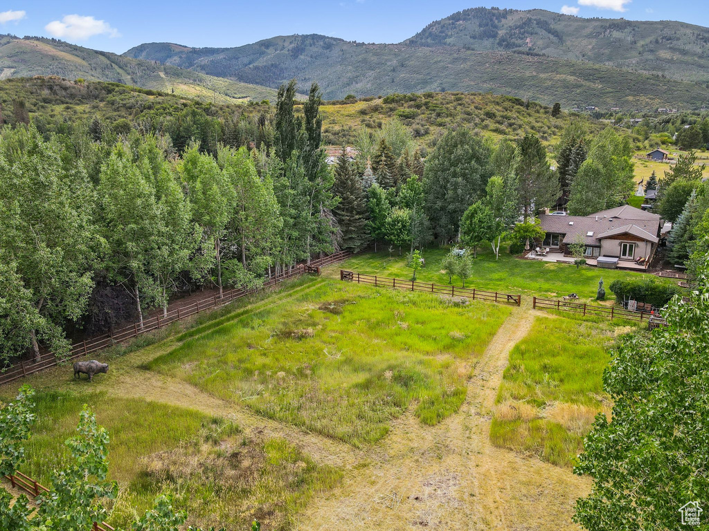 Photo 9 for MLS #2100620 at 2350 Lucky John Dr