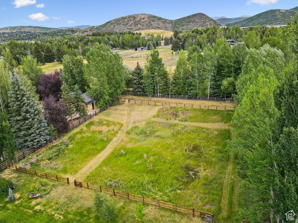 Photo 10 for MLS #2100620 at 2350 Lucky John Dr