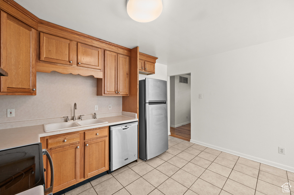 2692 PRESTON ST Salt Lake City, UT 84106