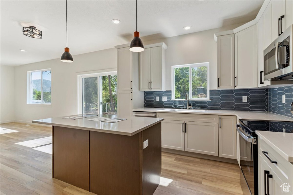 Photo 5 for MLS #2100629 at 4068 S Porter Ave