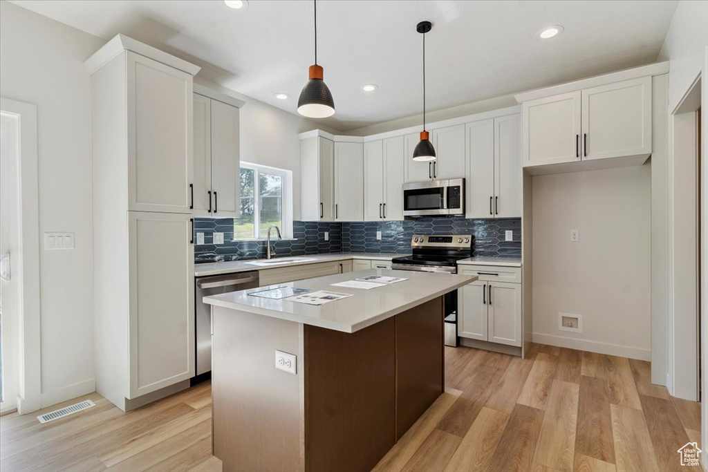 Photo 11 for MLS #2100629 at 4068 S Porter Ave
