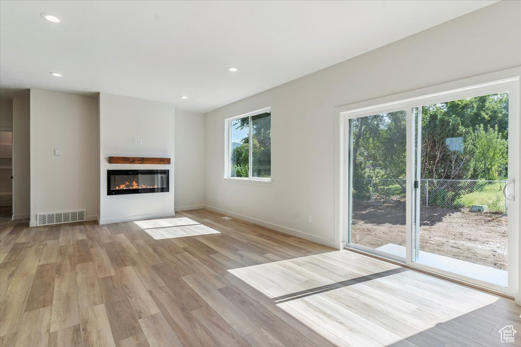 Photo 9 for MLS #2100629 at 4068 S Porter Ave