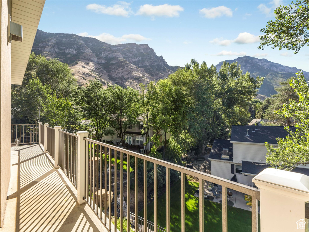 3006 INDIAN HILLS DR Provo, UT 84604