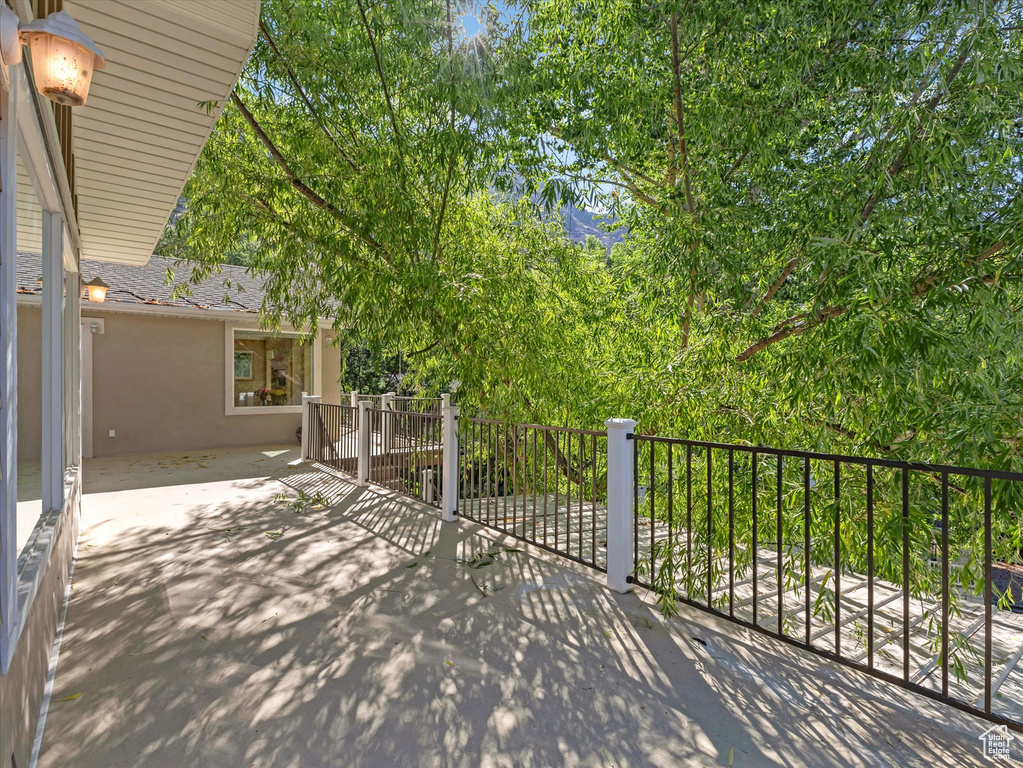 3006 INDIAN HILLS DR Provo, UT 84604