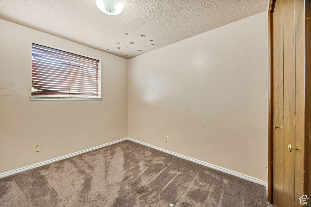 55 W 300 N Hyde Park, UT 84318