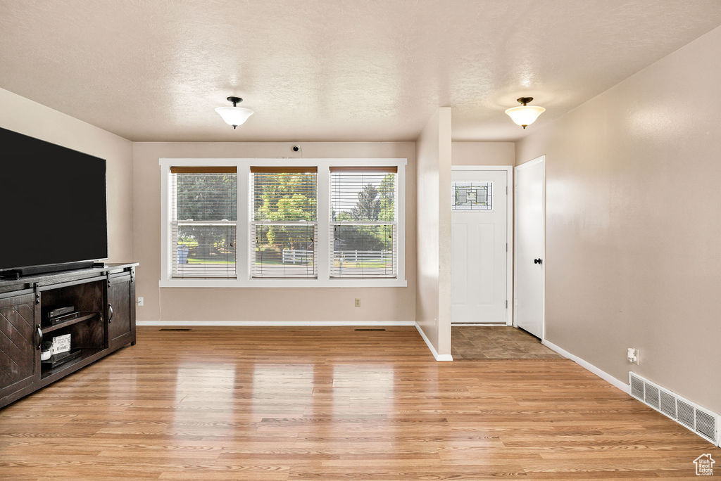 55 W 300 N Hyde Park, UT 84318