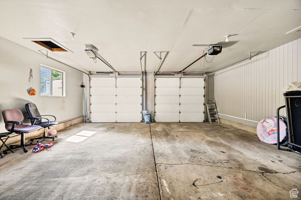 55 W 300 N Hyde Park, UT 84318