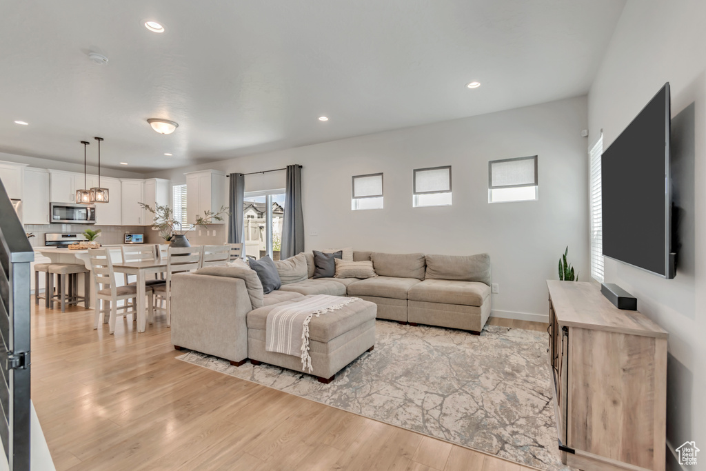 9288 N VERNHAM LN Eagle Mountain, UT 84005