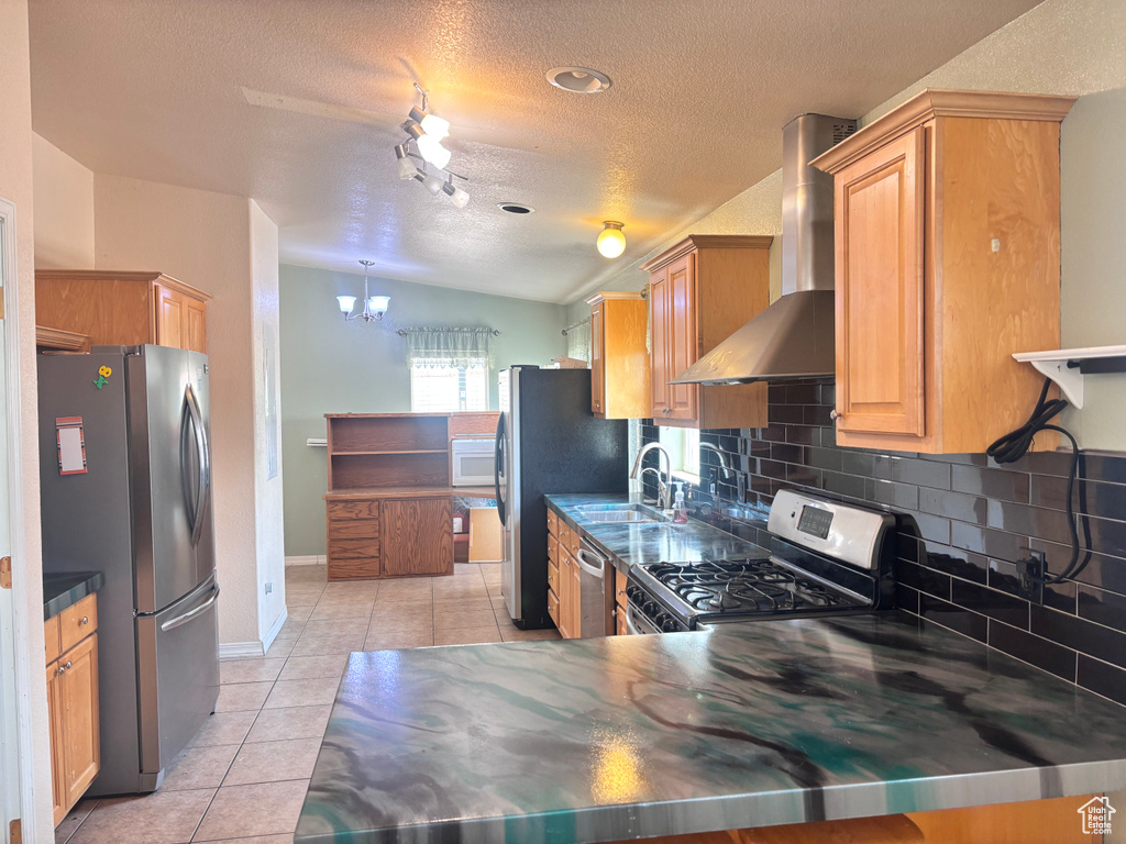 137 S 400 W Blanding, UT 84511