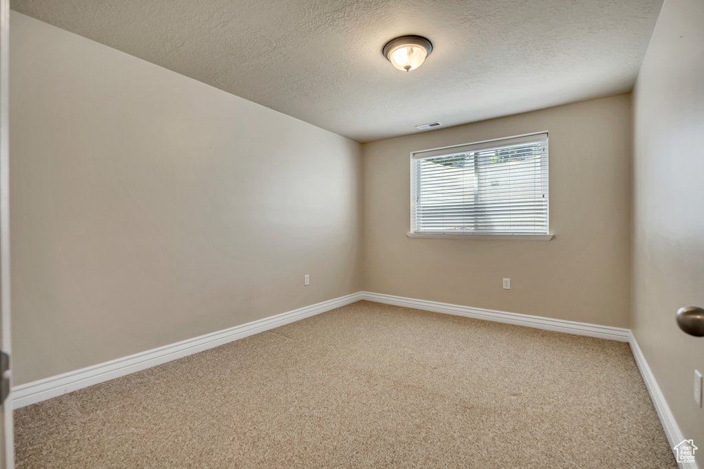 220 E 2200 S Kaysville, UT 84037