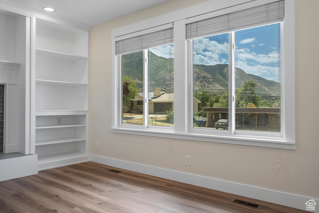 1410 E 12TH ST Ogden, UT 84404